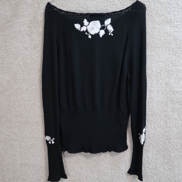 Agust Silk‎ Knits Long Sleeve top Embrodeiry Flower Pattern Size Large Stretch - Picture 8 of 13
